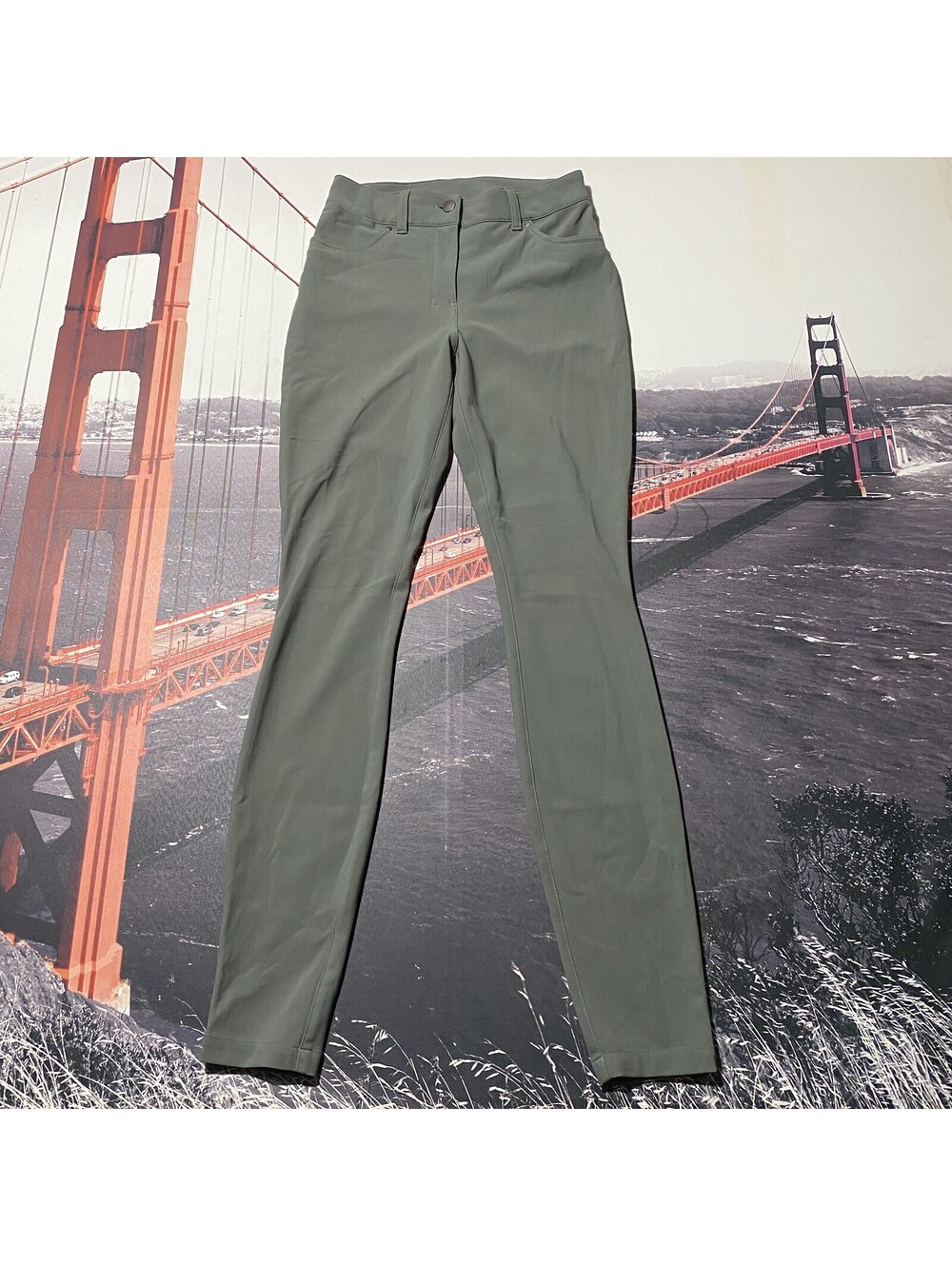 Lululemon City Sleek 5 Pocket Pant Women’s Size 25 Green 7/8 Slim Fits 24x30